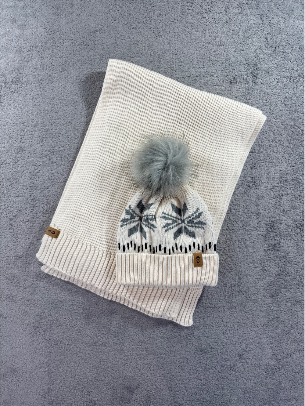 Free Country Women's Knit Winter Hat and Scarf Set - Ivory
